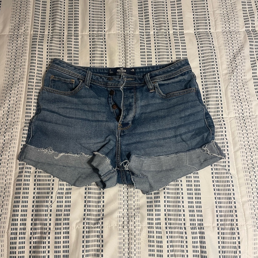 Hollister Jean shorts size 28